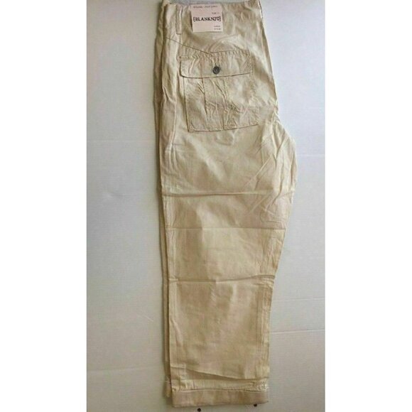 BLANK NYC Women's Relaxed Crop Chino Capris EGG Si - Picture 1 of 11